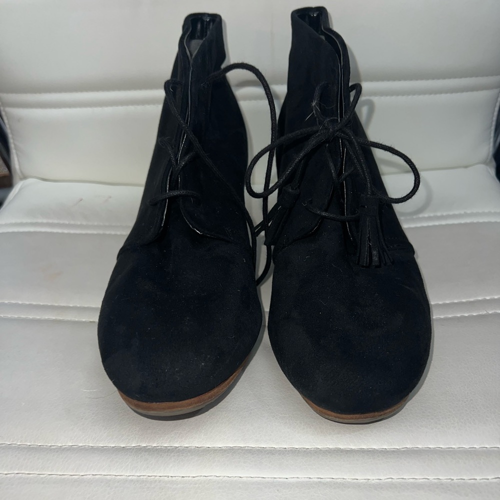 Dr. Scholl's Black Lace-Up Ankle Boots